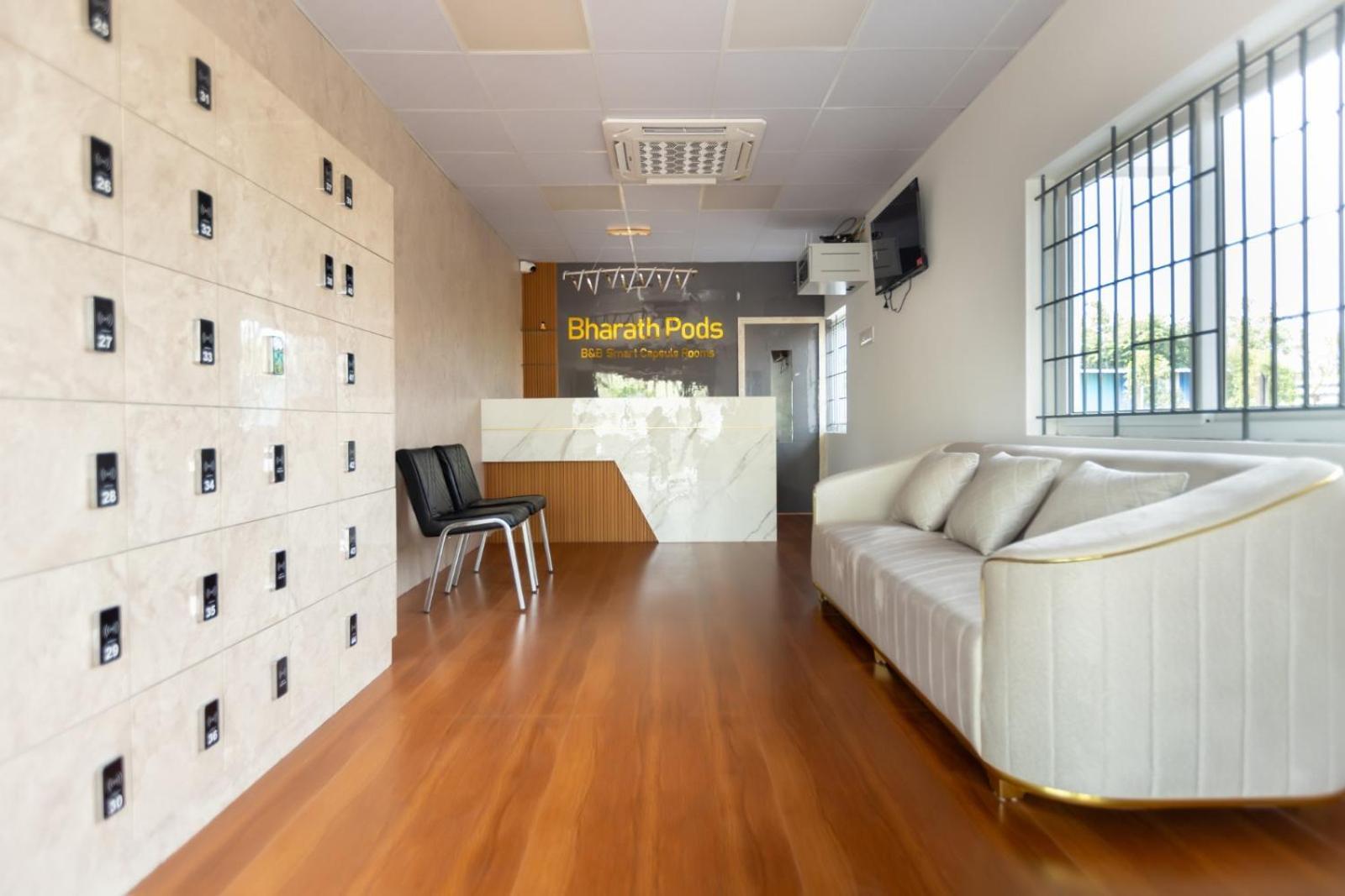 Bharath Pods Bed & Breakfast Coimbatore Bagian luar foto